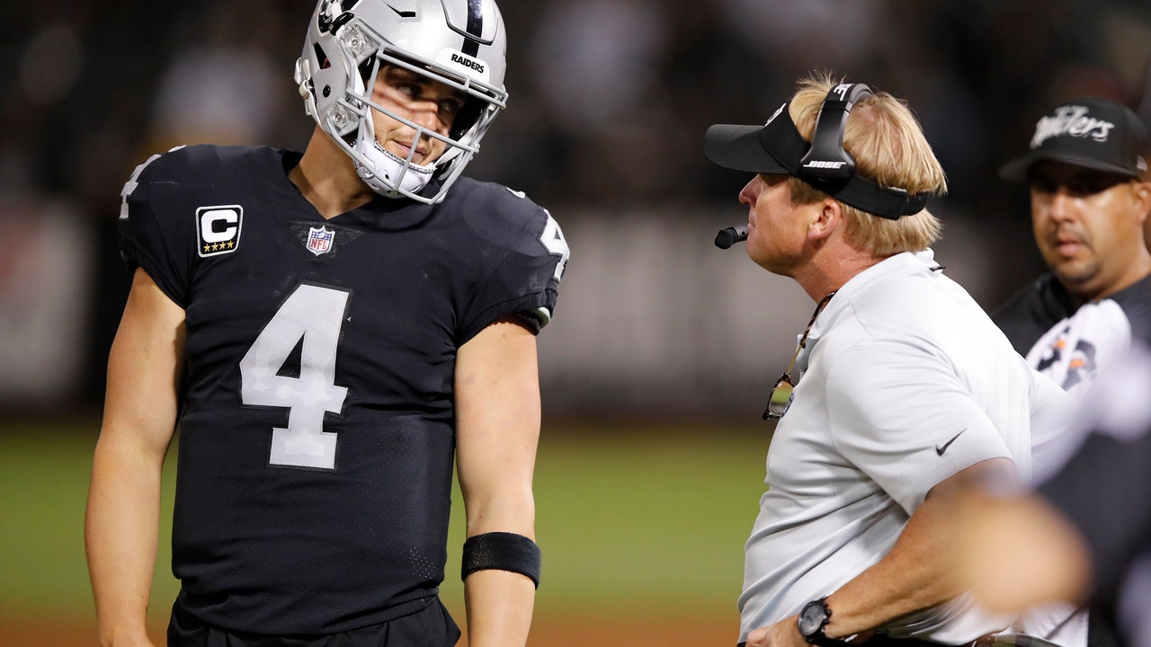 Raiders offense regressing under Carr, Gruden